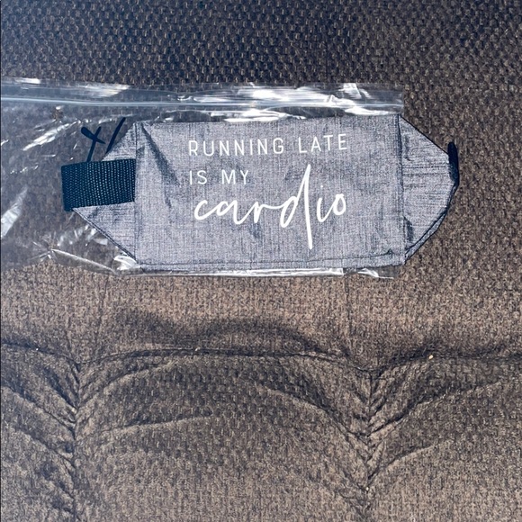 3/$25 🧜♀️ NWT THIRTY-ONE “Let’s Go Pouch” - Picture 2 of 4